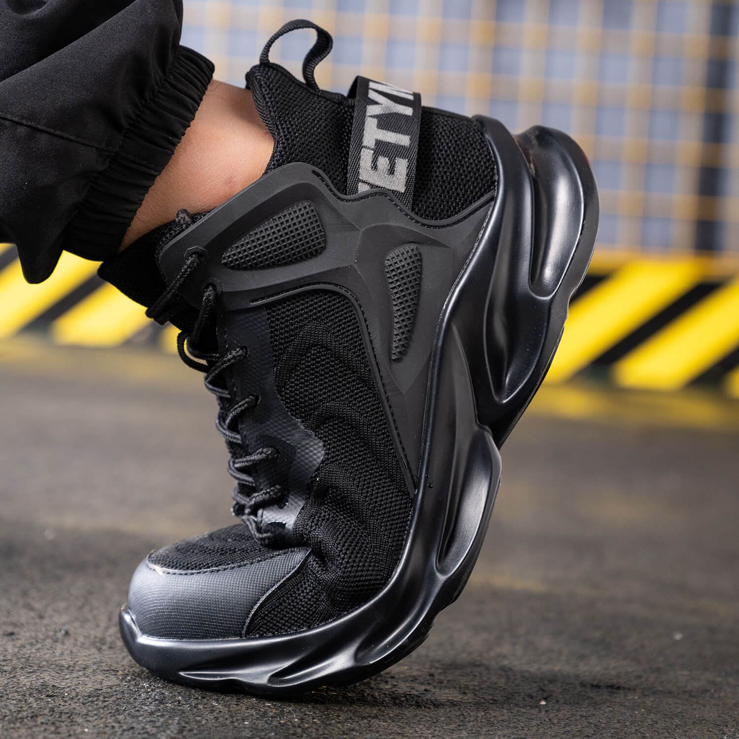 Maven Nexis Composite Toe EH Work Sneakers