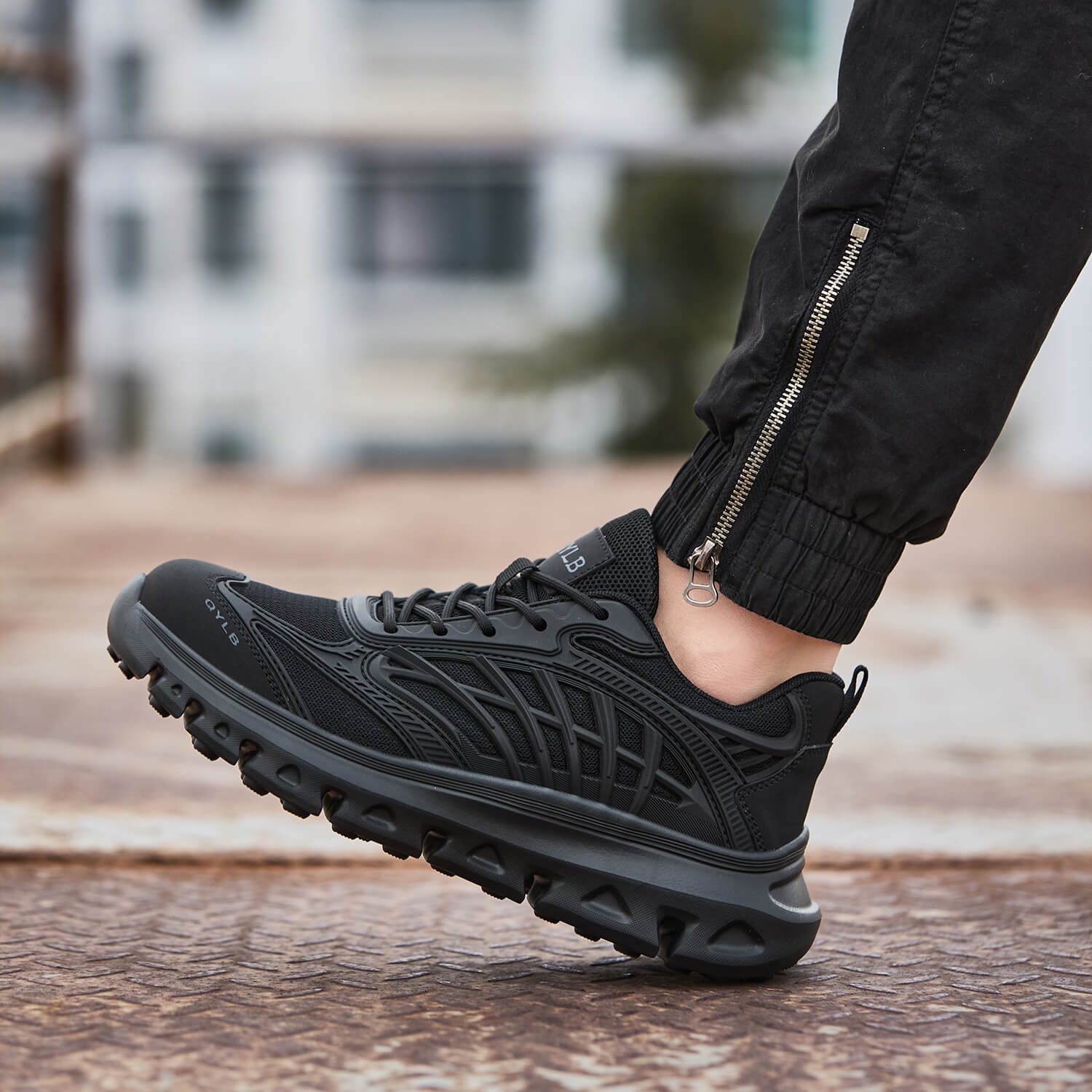 Maven Axial Lightweight Steel Toe Work Sneakers