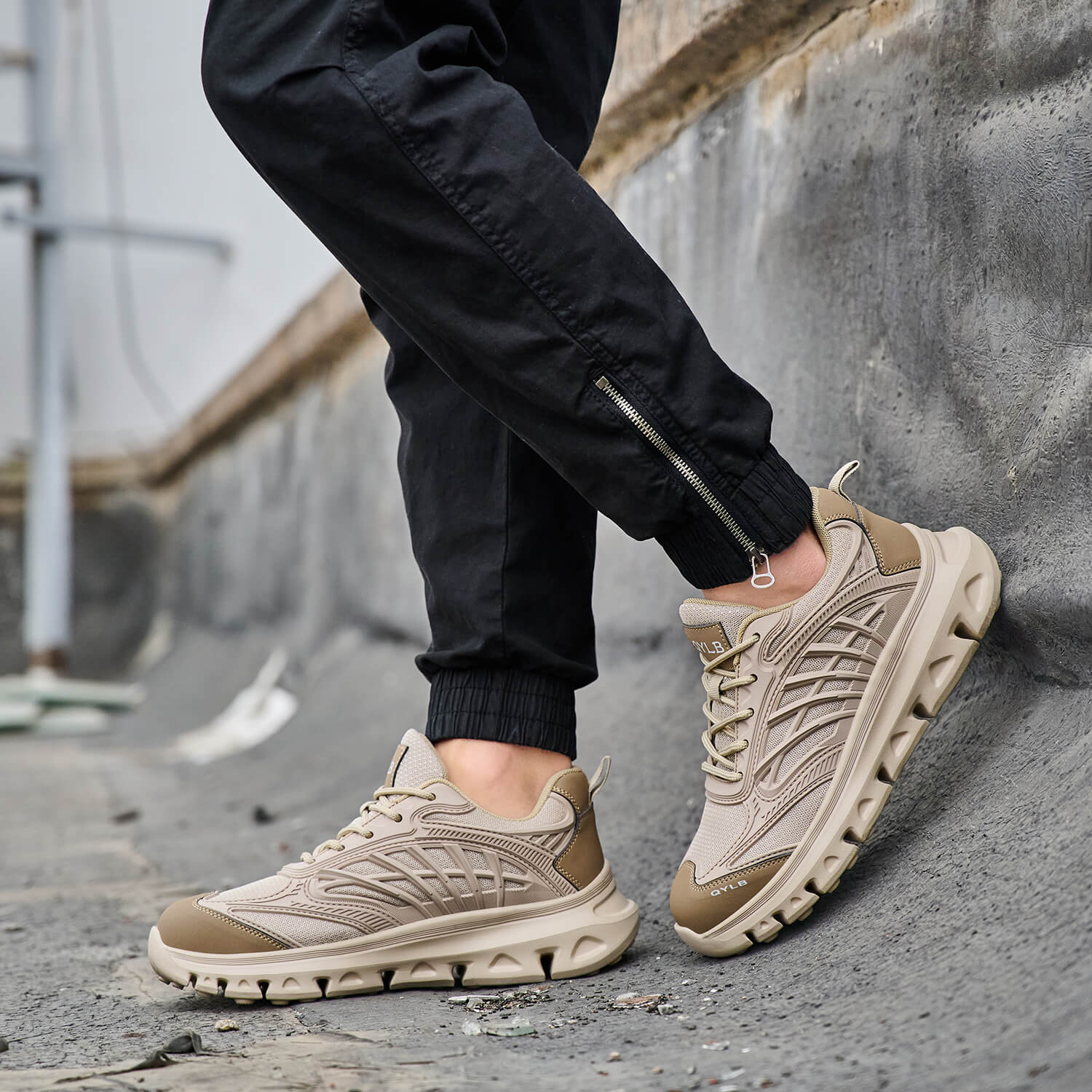 Maven Axial Lightweight Steel Toe Work Sneakers