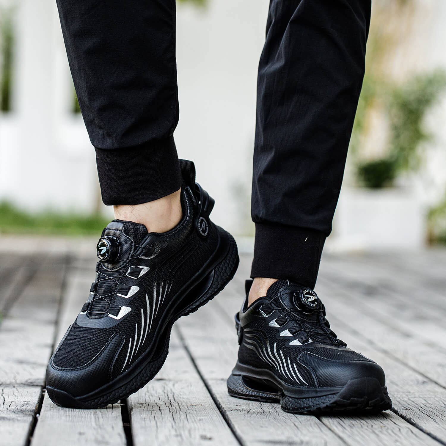 Maven Dial-Lacing Steel Toe Work Sneakers
