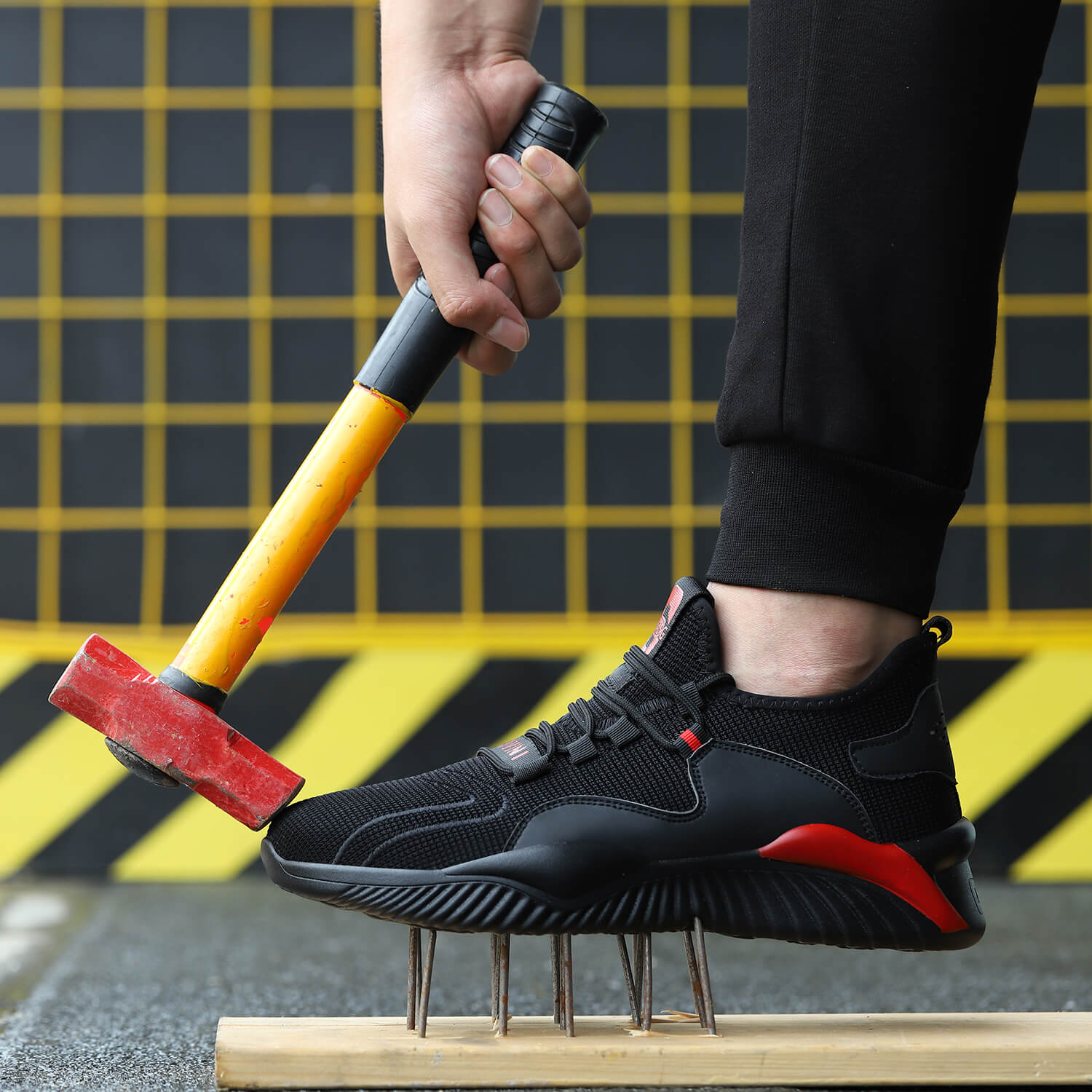 Maven Kinetic Lightweight Steel Toe Work Sneakers