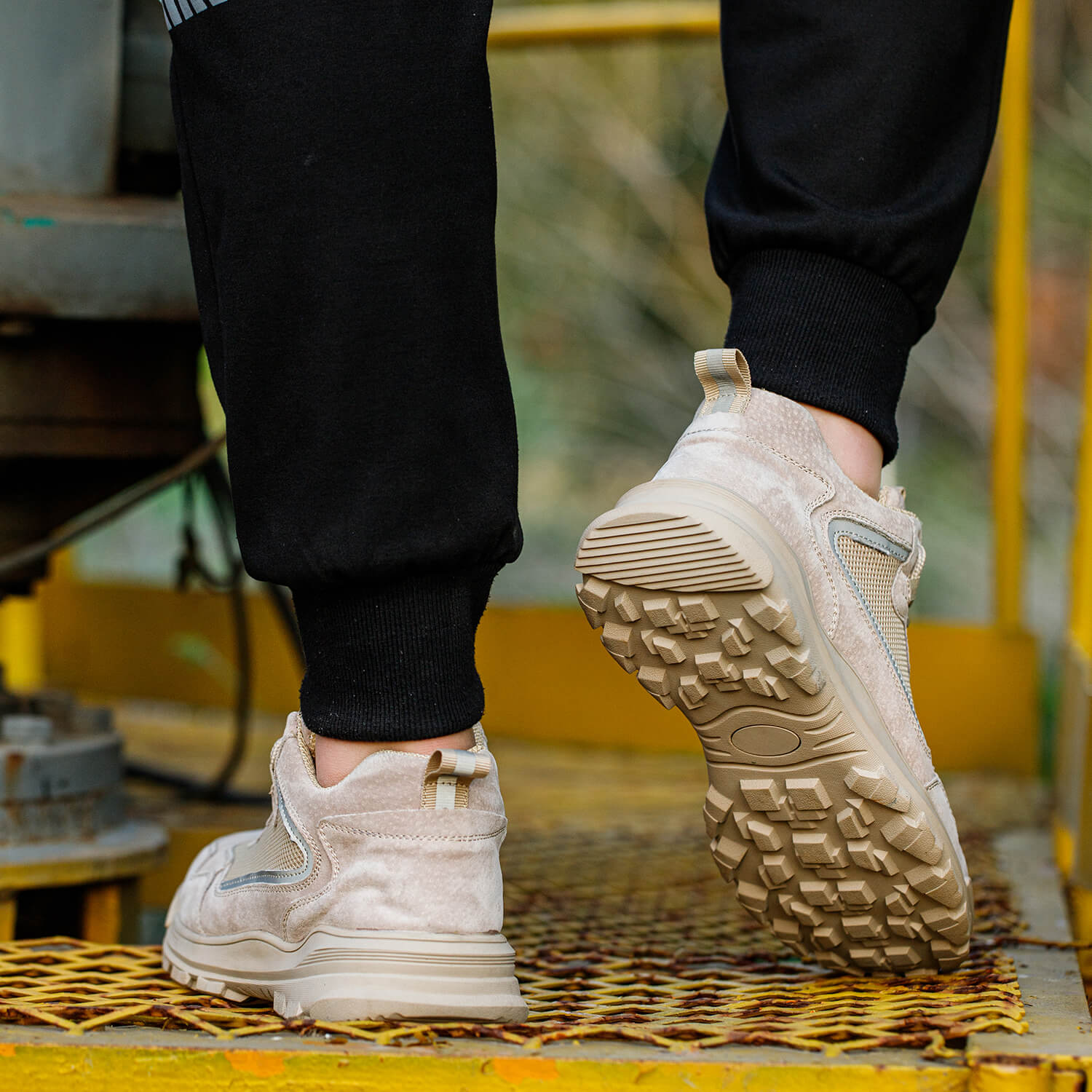 Non slip work discount shoes new balance