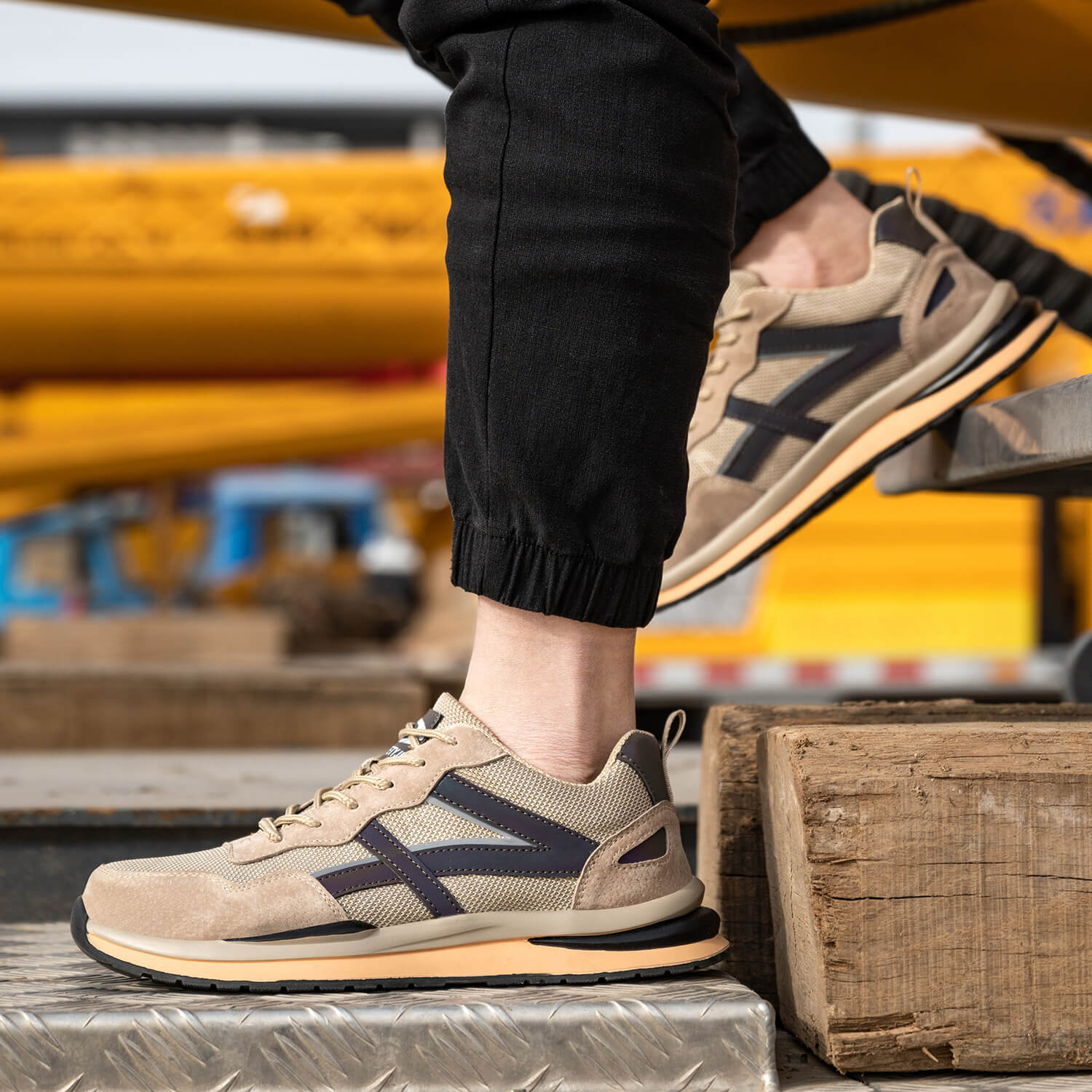 Maven Forge Steel Toe Slip-Resistant Work Sneakers